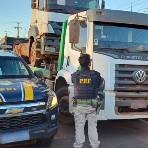 PRF e PM cumprem mandado de prisão contra condenado por tráfico de drogas na BR-316, em Caxias (MA)