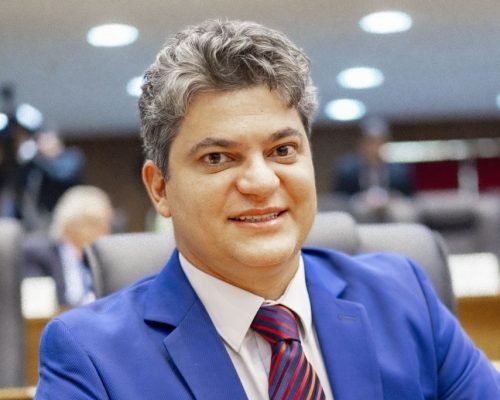 “Imagine se na gestão de Carlos Brandão viesse uma pandemia”, dispara deputado milionário