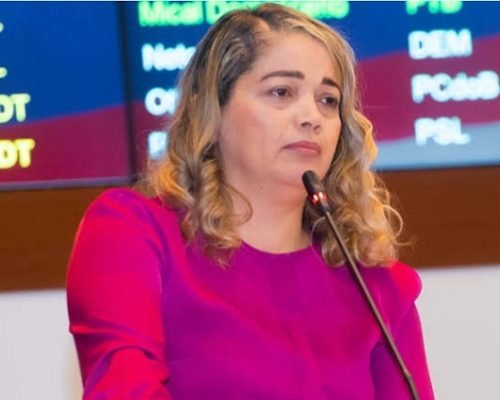 Comunidade evangélica emite nota em solidariedade a Mical Damasceno