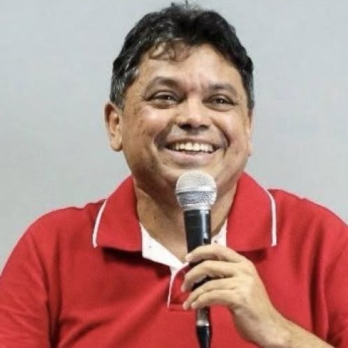 Entre sermões e contracheques: o teatro de Márcio Jerry